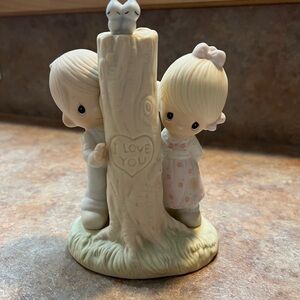 1979 “Thee I Love” Precious Moment